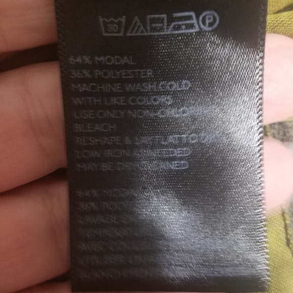 Silence + Noise Top Size Large - Picture 3 of 4